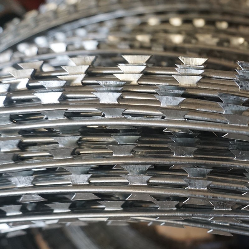 Stainless Steel 304 Concertina Razor Wire Coils: When Is Stainless Steel the Right Choice