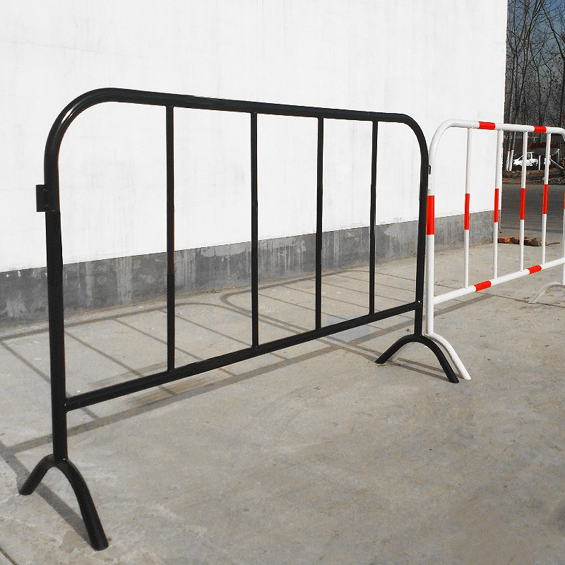 How to Prevent Unauthorized Access on Construction Sites | Crowd Control Barriers